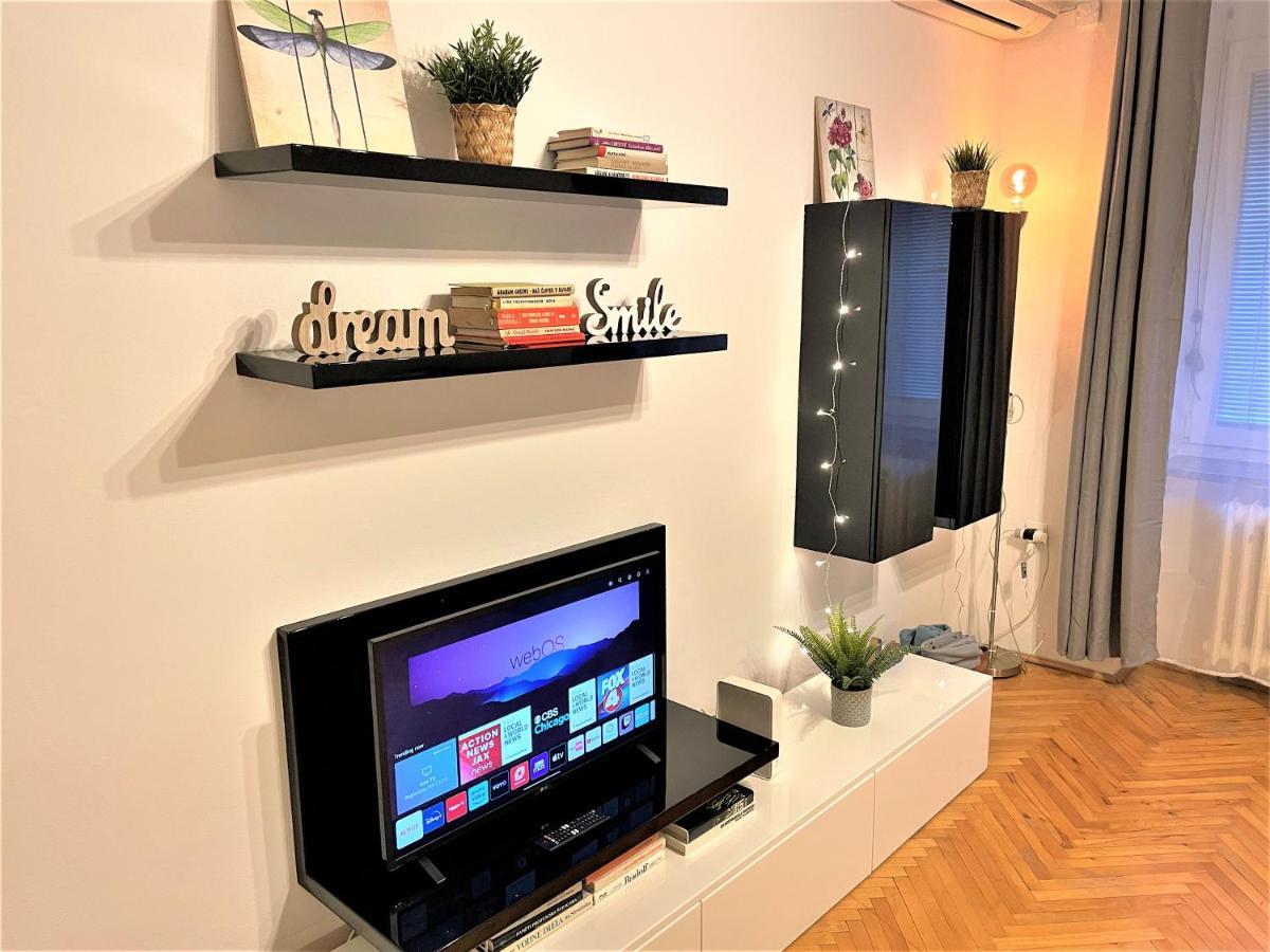 Apartment Helen - Old Town, Ac Bratislava Dış mekan fotoğraf